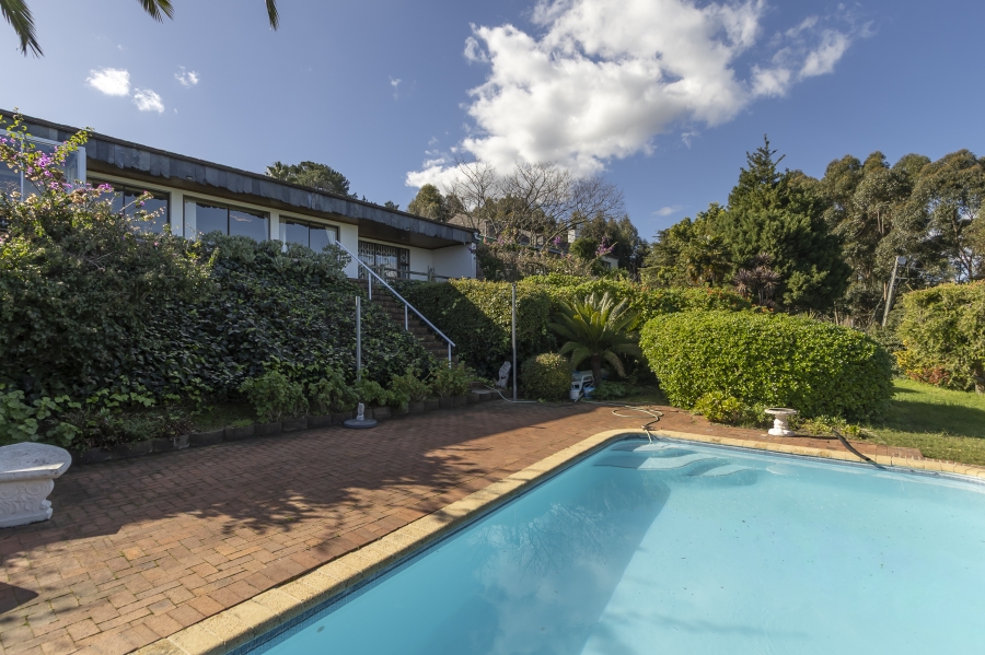 3 Bedroom Property for Sale in Helderberg Estate Western Cape